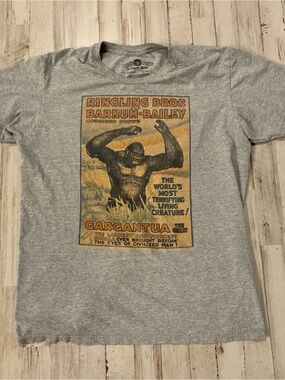 Vintage Barnum & Bailey Gargantua Graphic Tee - Large
